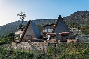 Alaya Stays Echo By The Lakes