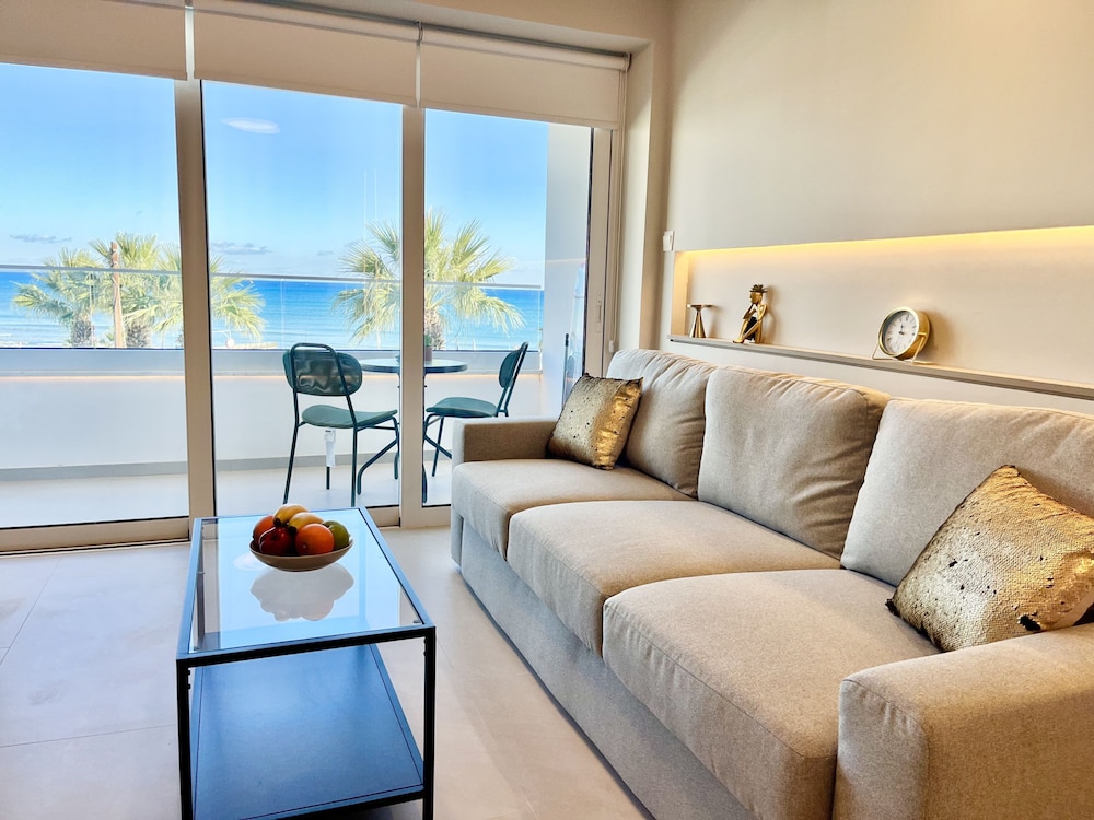 14 LCA - Stay Atalanta Apartment