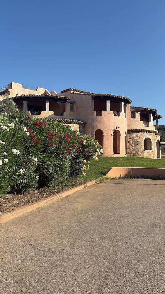 MARINELLA RESIDENCE