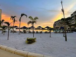 Baia Kristal Apartment Artificial Beach
