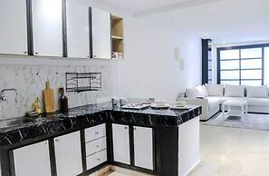 Studio Central in Maarif