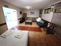 Porto Central Hostel