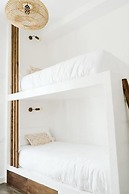 Arena Wave Hostel