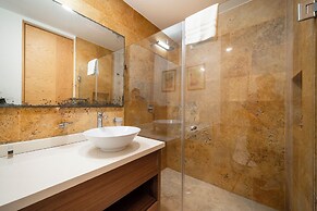 2 BR Condo Rooftop Ocean View - Sasha I