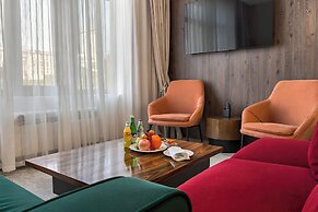 Afrosiyob Regency Hotel