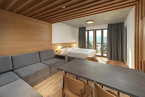 Palace Apartments