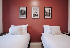 Cloudscape PenthouseRevelstoke Vacations