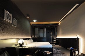 Awake Century Terrace Hotel