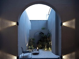 Awake Century Terrace Hotel