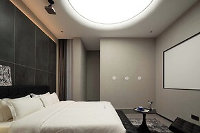 Awake Century Terrace Hotel