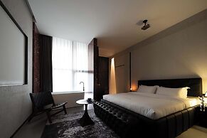 Awake Century Terrace Hotel