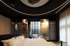 Awake Century Terrace Hotel