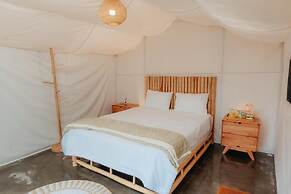 Happynest Glamping and Villa Dieng