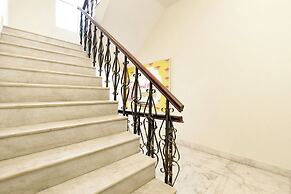 Fabhotel Royal Palace I