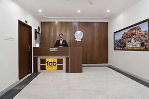Fabhotel Royal Palace I