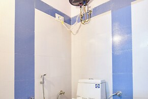 Fabhotel Royal Palace I
