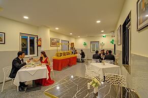 Fabhotel Garapati Grand