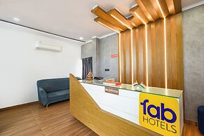 Fabhotel Lake View Castle
