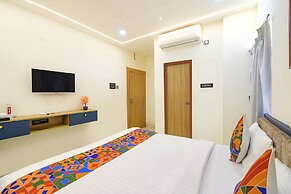 Fabhotel Lake View Castle