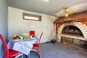 Holiday Home Cadjo With Pool
