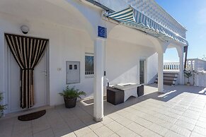 Holiday Home Cadjo With Pool