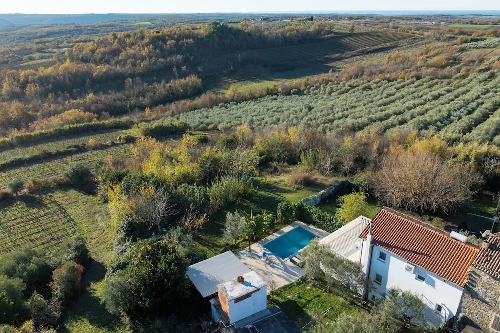 Holiday Home Cadjo With Pool