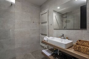 Villa Miracle