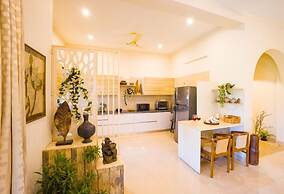 Alaya Stays Dacha 3 BHK with Jacuzzi