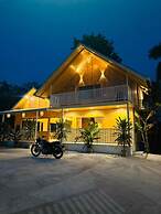 Bundela Woods Cottage and Restaurant
