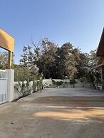Bundela Woods Cottage and Restaurant