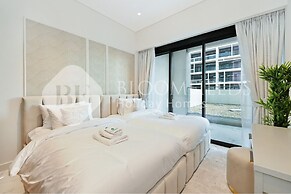 221 Bloomfields Grandeur 2BR Azizi Riv