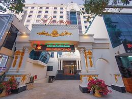 Phoenix Hotel 3