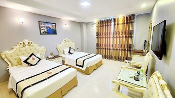 Phoenix Hotel 3
