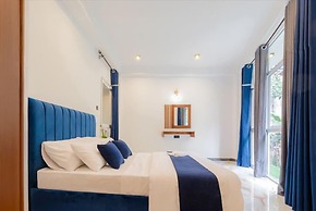 Fogy Ella Hotel
