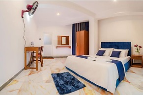 Fogy Ella Hotel