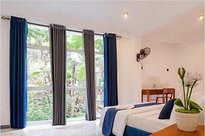 Fogy Ella Hotel