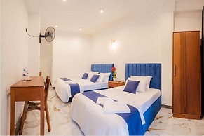 Fogy Ella Hotel