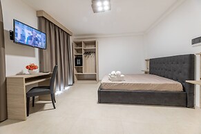 Roomsalentopalace