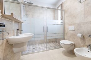 Roomsalentopalace