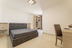 Roomsalentopalace