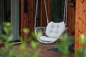 Old River Story Art Mountain Retreat