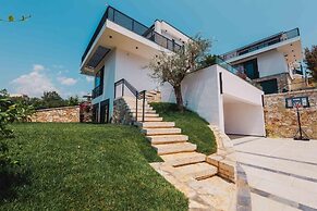 Promar Villas & Apartments