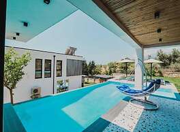 Promar Villas & Apartments