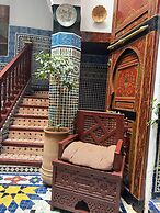 Riad Dar Fes source bleue luxury home