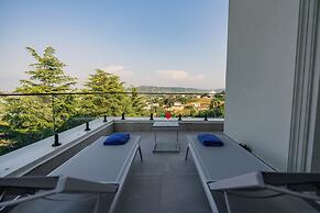 Royal Hill Hotel