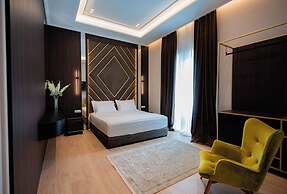 Royal Hill Hotel