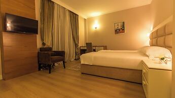 Royal Hill Hotel