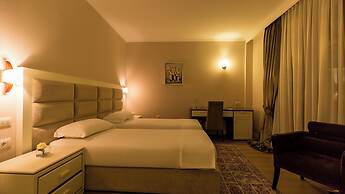 Royal Hill Hotel