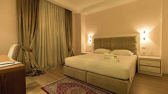 Royal Hill Hotel