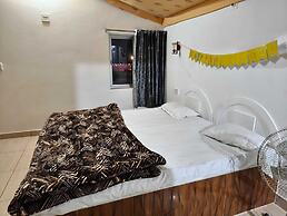 Shree Karni Hotel & Restaurant